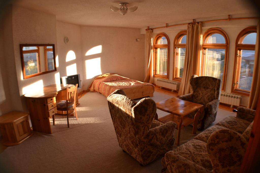 Family Hotel Silver Smolyan Habitación foto
